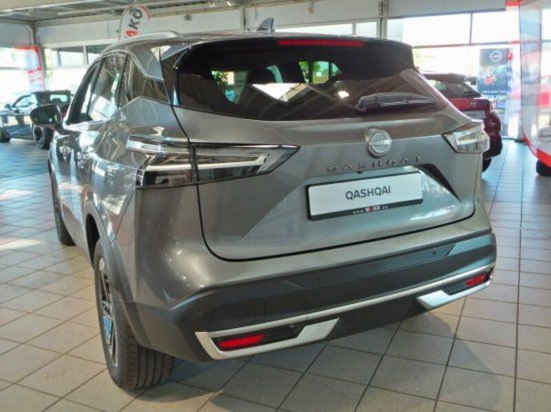 Nissan Qashqai 1.3 DIG-T X-Tronic N-Connecta Navi Klima