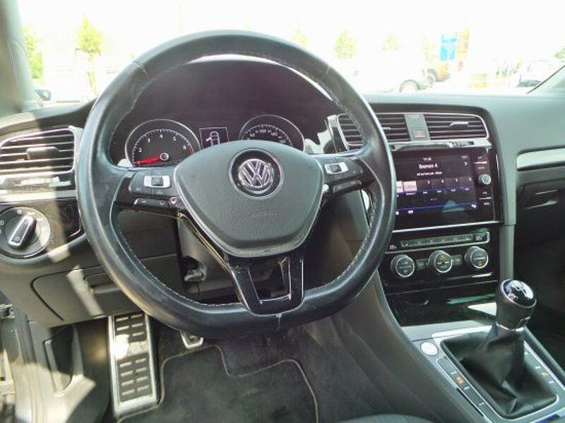 Volkswagen Golf VII Variant 1.0 TSI BMT Sound ACC PDC App-C