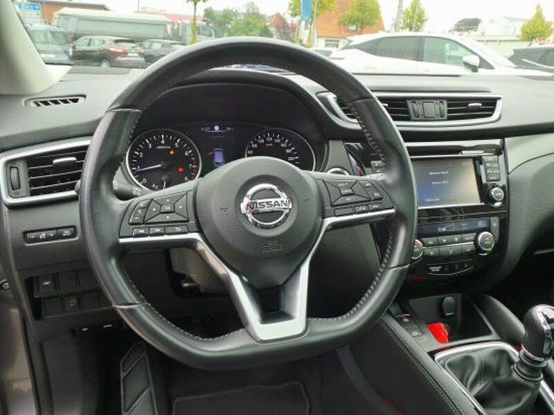 Nissan Qashqai 1.2 DIG-T  N-Connecta 4x2  Navi 360° AHK