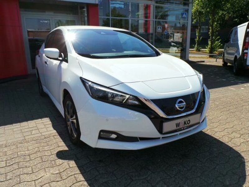 Nissan Leaf 40 kWh N-Connecta NAVI 360° ACC KLIMA App C