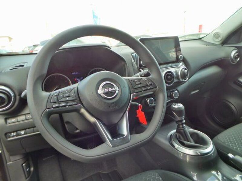 Nissan Juke 1.0 DIG-T Acenta KLIMA TEMP SHZ PDC Kamera