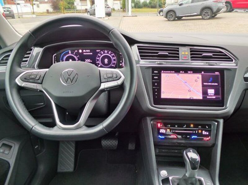 Volkswagen Tiguan 1.4 TSI eHybrid Life  Matrix ACC Navi AHK