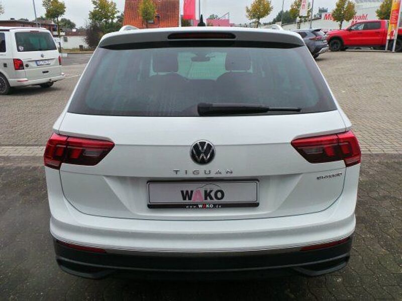 Volkswagen Tiguan 1.4 TSI eHybrid Life  Matrix ACC Navi AHK