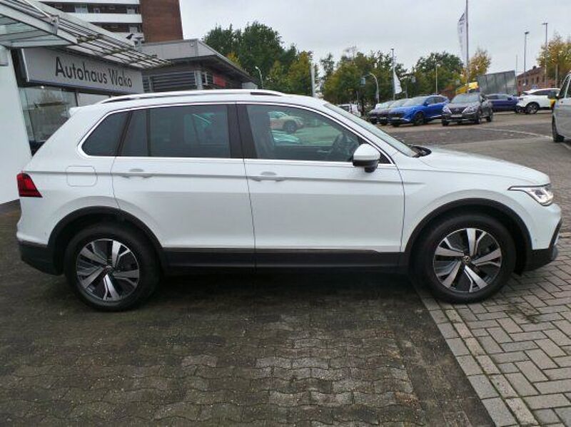 Volkswagen Tiguan 1.4 TSI eHybrid Life  Matrix ACC Navi AHK