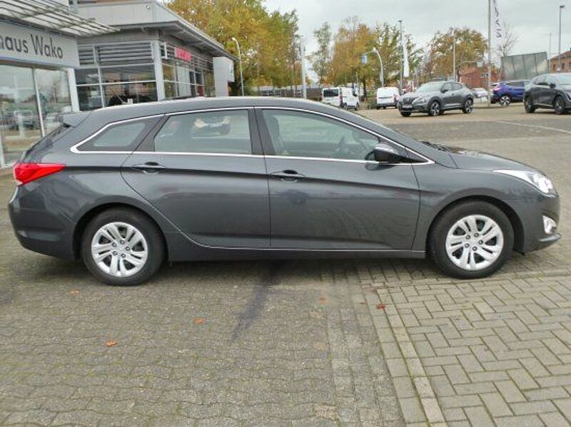 Hyundai i40 cw 1.6 5Star Edition Temp. Klima Freisprech.