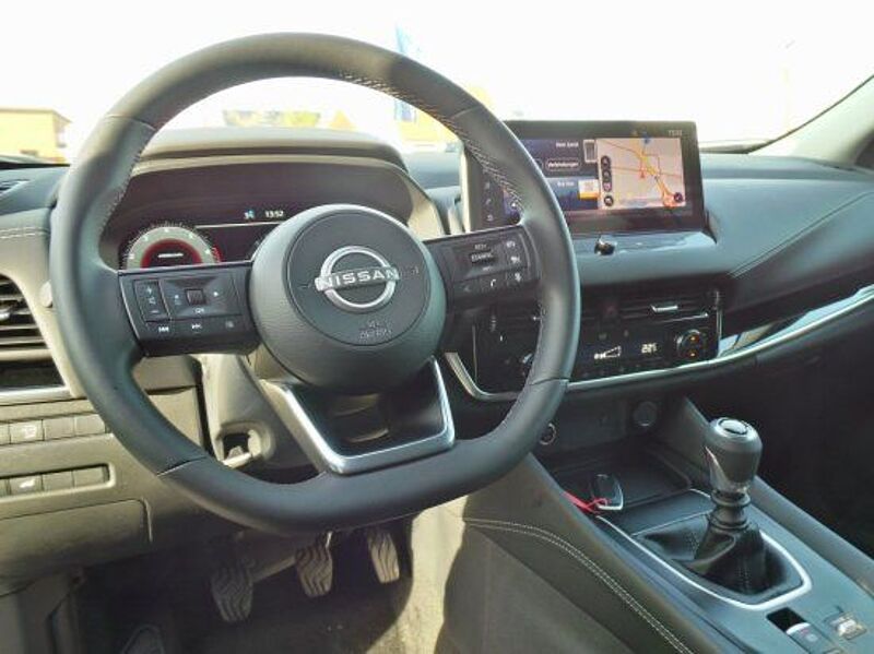 Nissan Qashqai 1.3 DIG-T N-Connecta 4x2 Navi Klima 360°