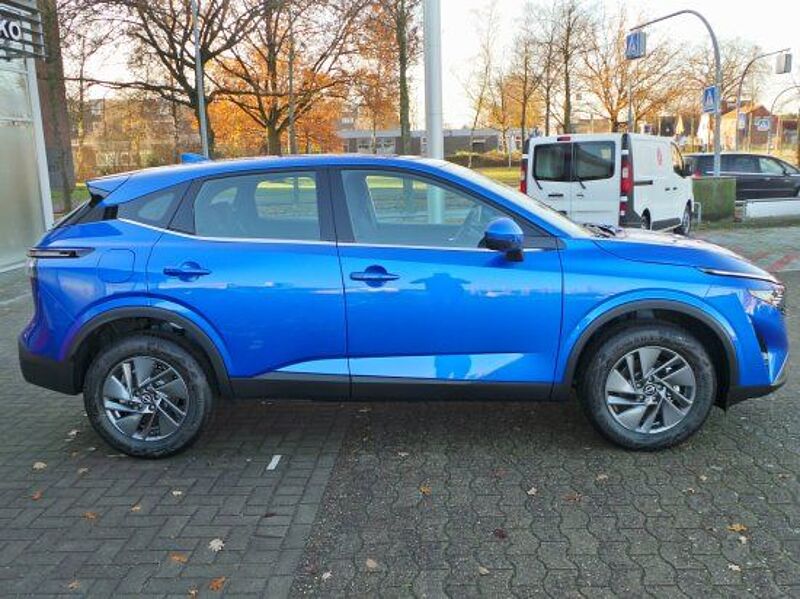 Nissan Qashqai 1.3 DIG-T  Acenta 4x2 Navi Abstandstemp.