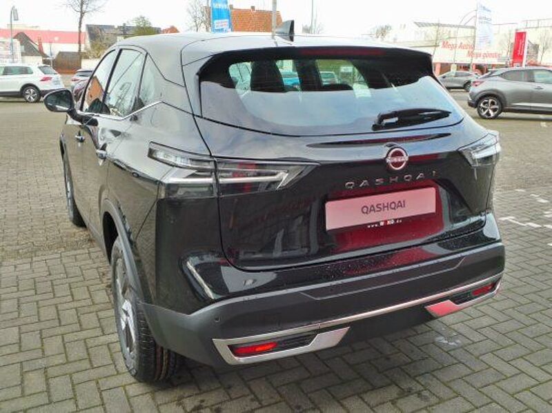 Nissan Qashqai 1.3 DIG-T MHEV Acenta R-kamera Wipak Nav