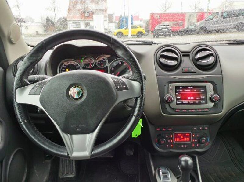 Alfa Romeo MiTo 1.4 MultiAir  Turismo PDC Temp. Klima USB B