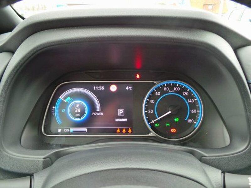 Nissan Leaf 40 kWh Tekna  Navi Klima 360° WiPak sofort